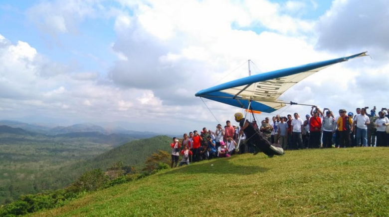 Paragliding Trip of Indonesia Kembali Dihelat, Kemenpora : Atlet Wakil Provinsi Harus Catat Sejarah Raih Medali Asian Games
