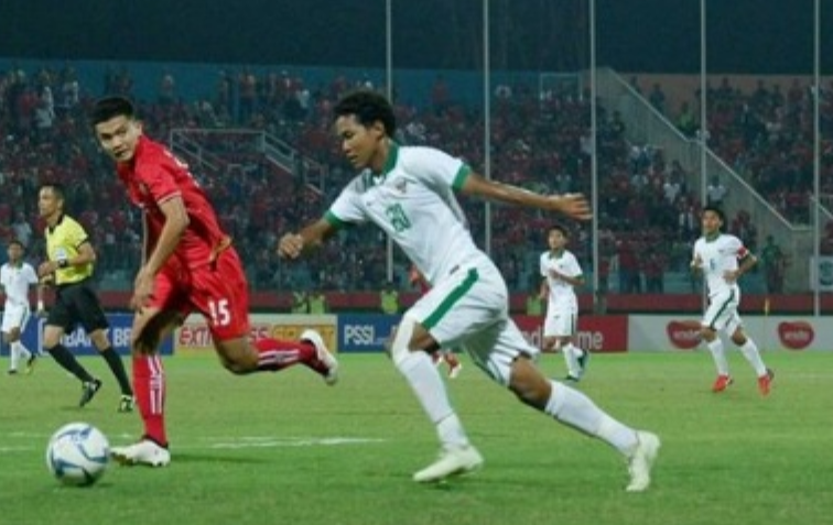 Seluruh gol yang dicetak Amiruddin Bagus Kahfi dilakukan dari dalam kotak penalti. Bagus pun rata-rata mencetak 2,2 gol per pertandingan fase grup Piala AFF U-16 2018. (Goal.com)