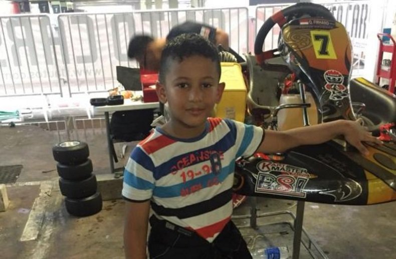 Qarrar Firhand, siswa kelas 2 SD Al Azhar Pusat, Jakarta, yang akan berusia 8 tahun pada 7 Januari 2019, siap berlomba di AKOC (Asian Karting Open Championship) 2018, di Sirkuit Macau International, Macau, Sabtu-Minggu (8-9/12). (mobilinanews.com)