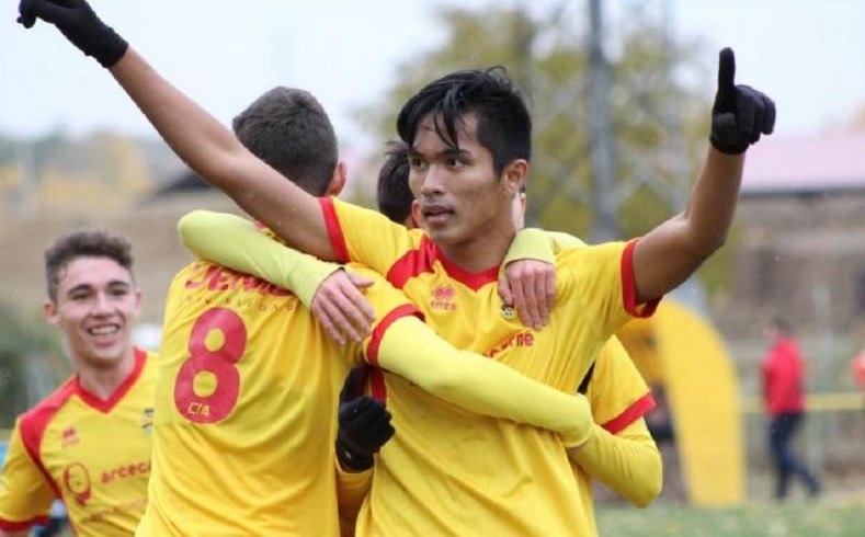 Dua Remaja 18 Tahun Indonesia Merumput di Liga Spanyol, Enam Pemain Muda Lainya Tunggu Lisensi Resmi